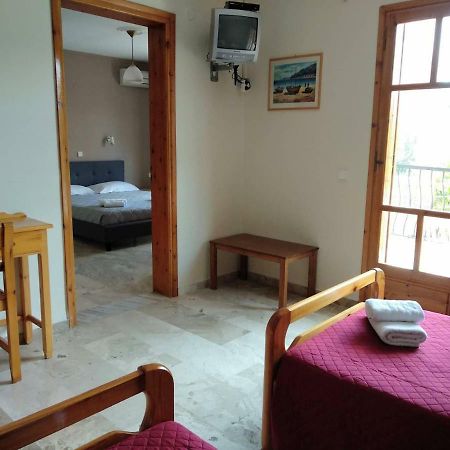 טולון Orelia Pension מראה חיצוני תמונה