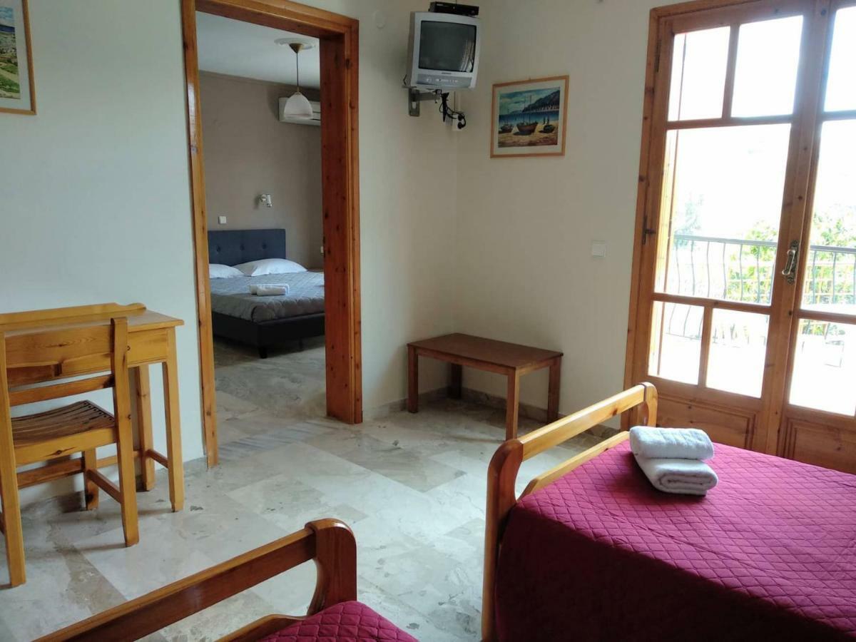 טולון Orelia Pension מראה חיצוני תמונה